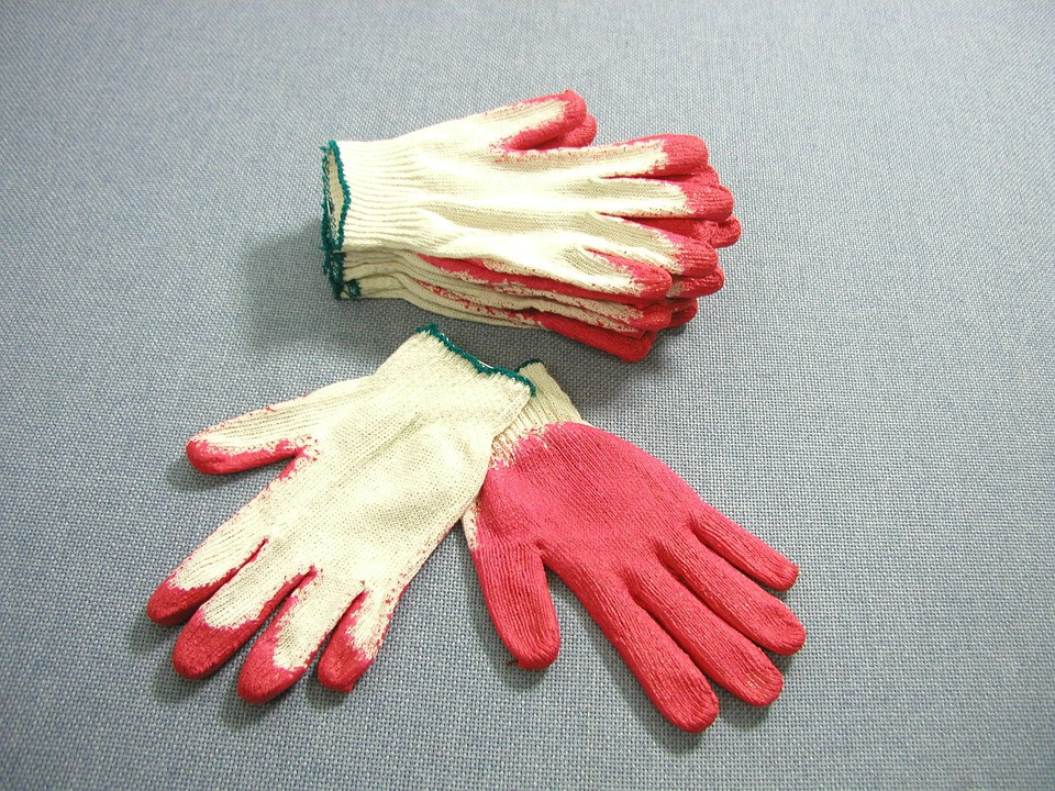 work-gloves-865500_960_720.jpg